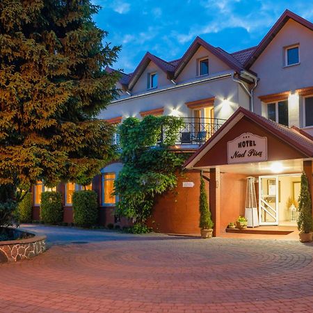 Hotel Nad Pisa Pisz Exterior foto